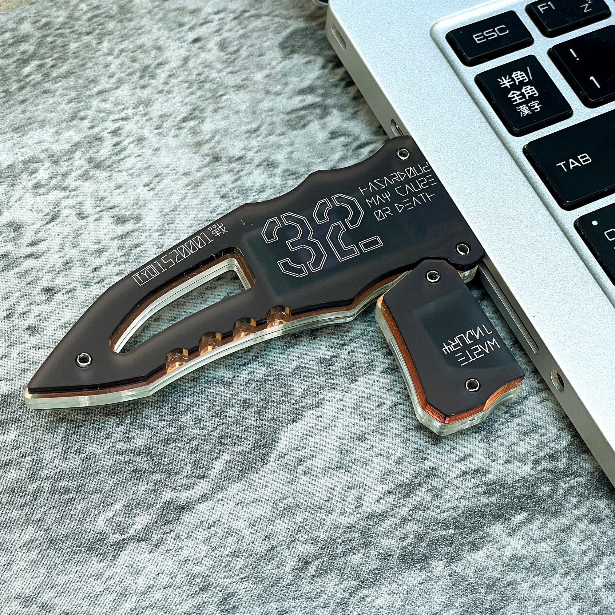 Armored USB Memory Unit 32GB