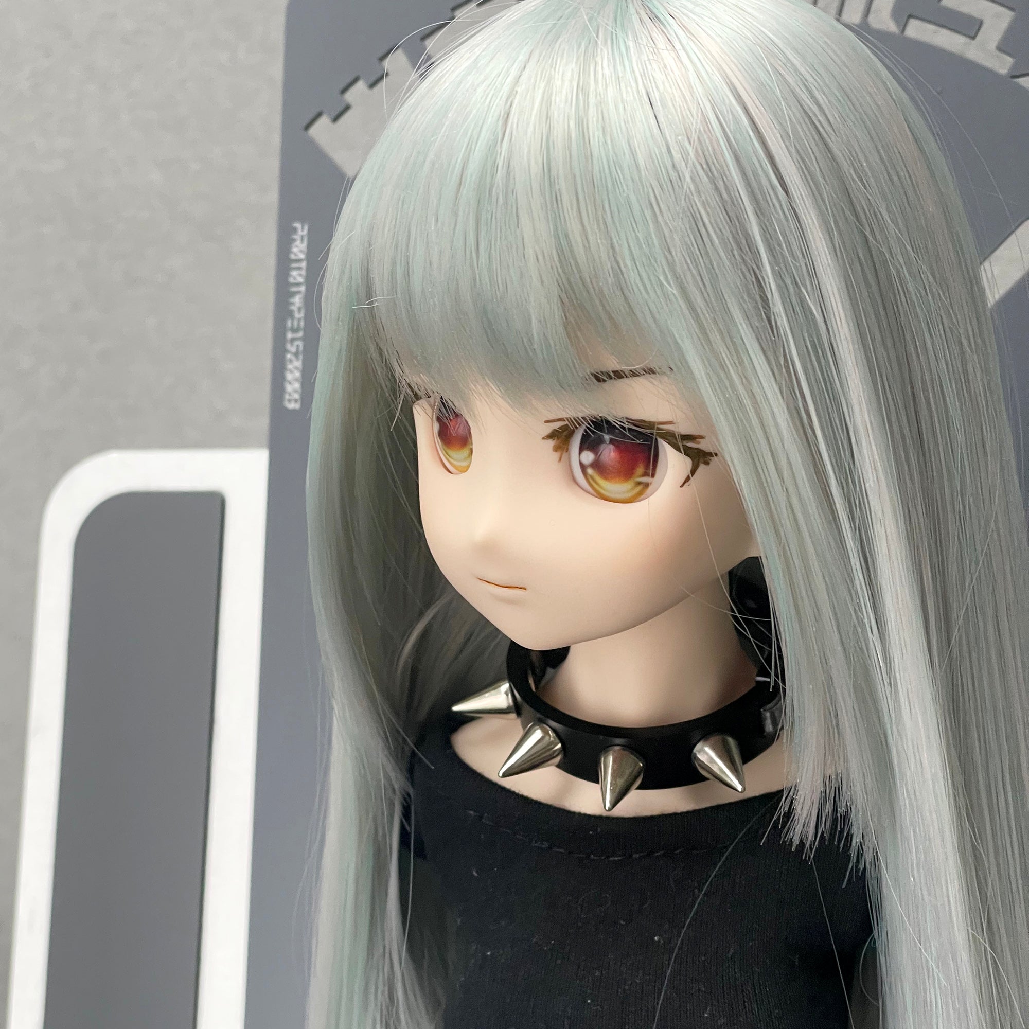 1/3 scale armored choker