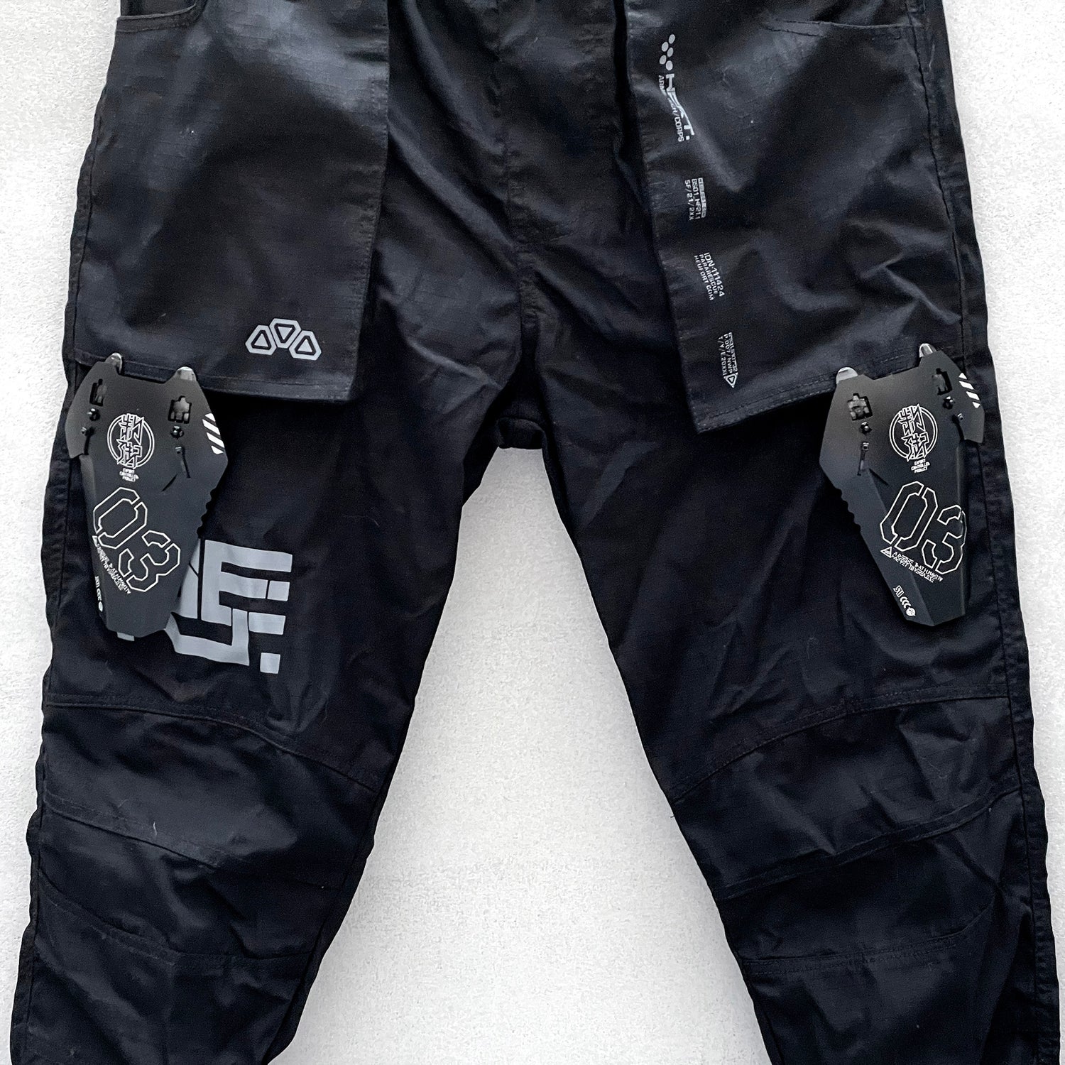Suspended additional armor 03