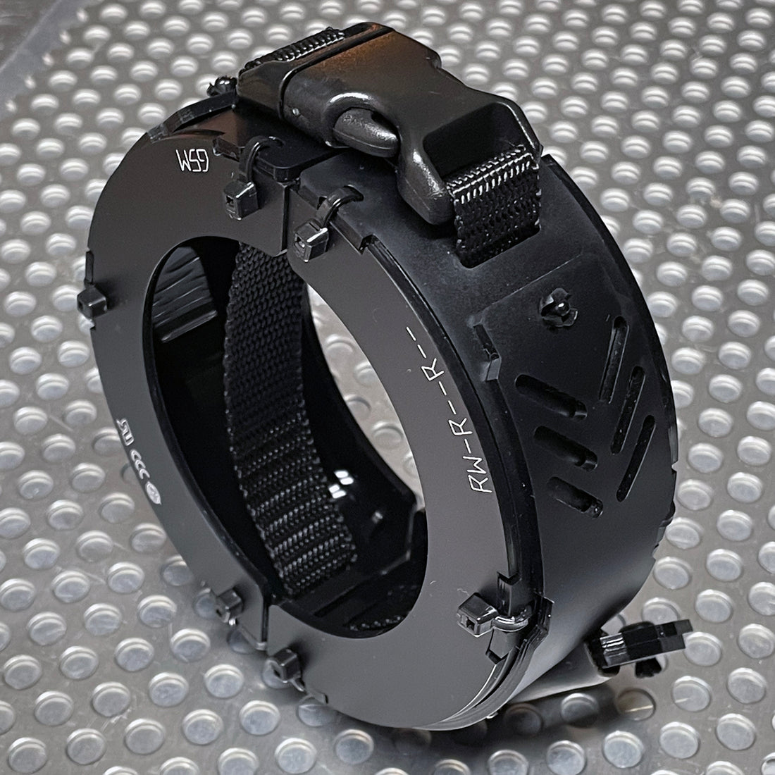Armored Wristband Unit type06-solid