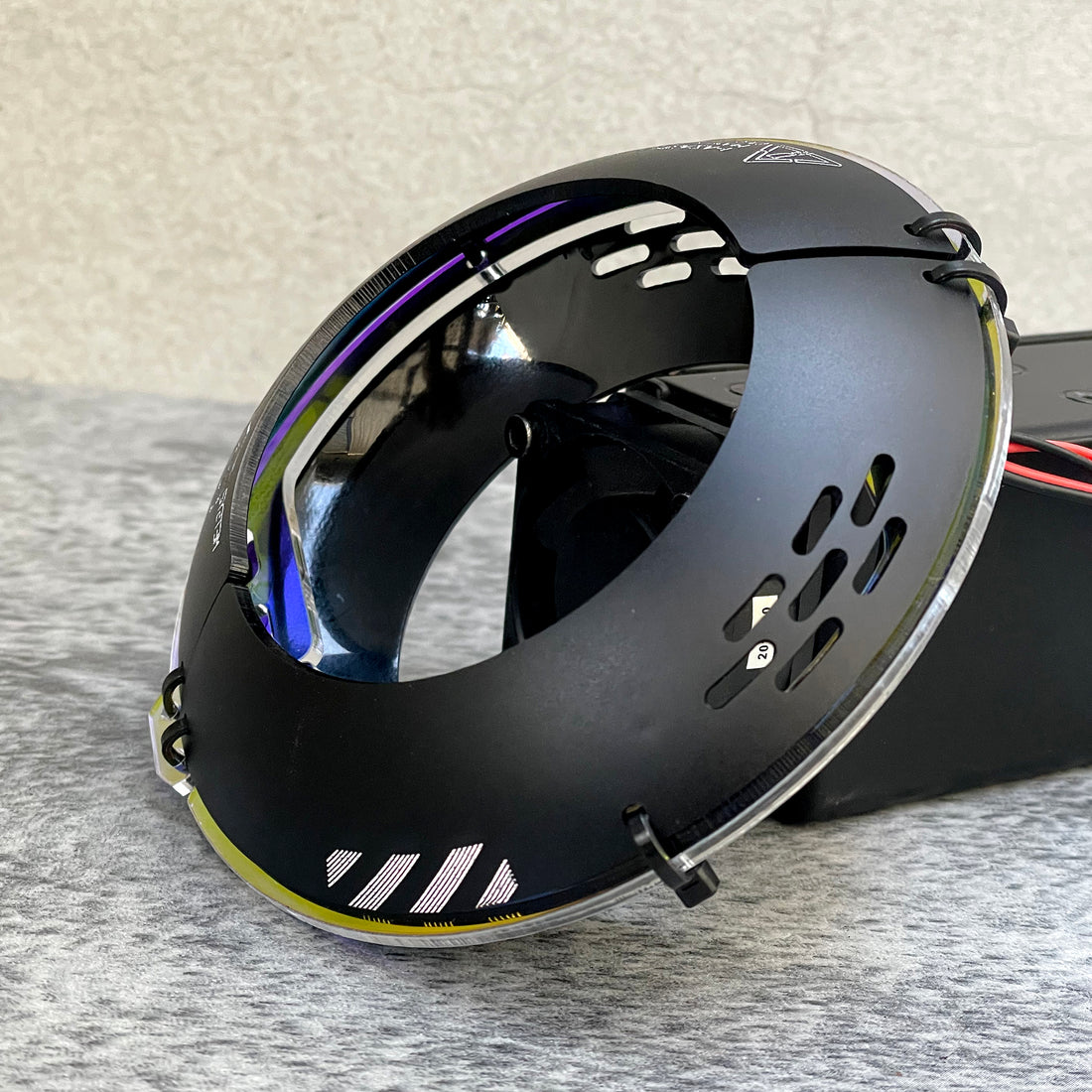 Armored Wristband Unit FO-02