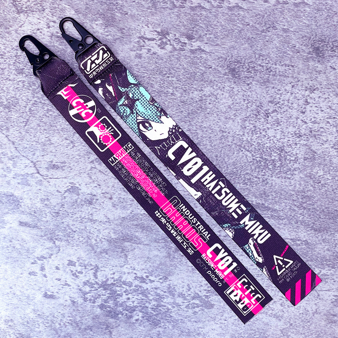 初音ミクx中央町戦術工芸　バナーストラップ