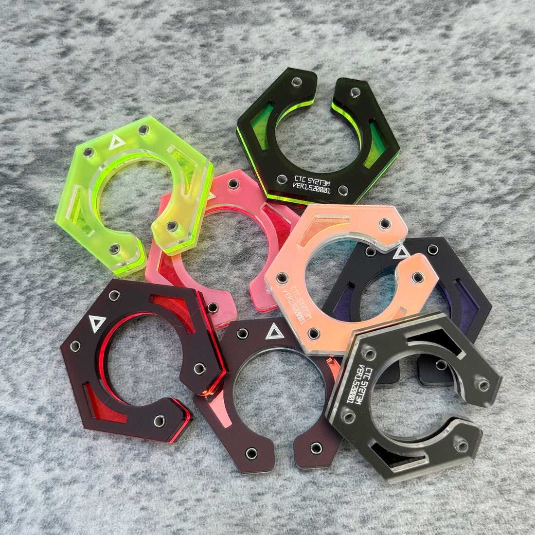 Ear cuff unit type_hexa print