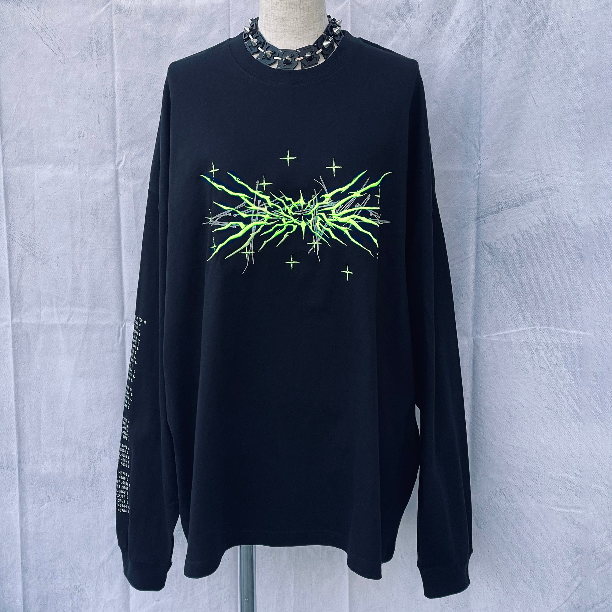 "Productivity" embroidered long sleeve T-shirt Yamauchi Tetsu collaboration model