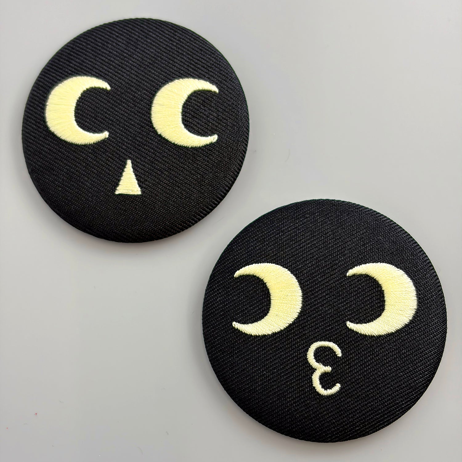 「ム責任集合体」刺繍缶バッチ【CTCRECORDS】