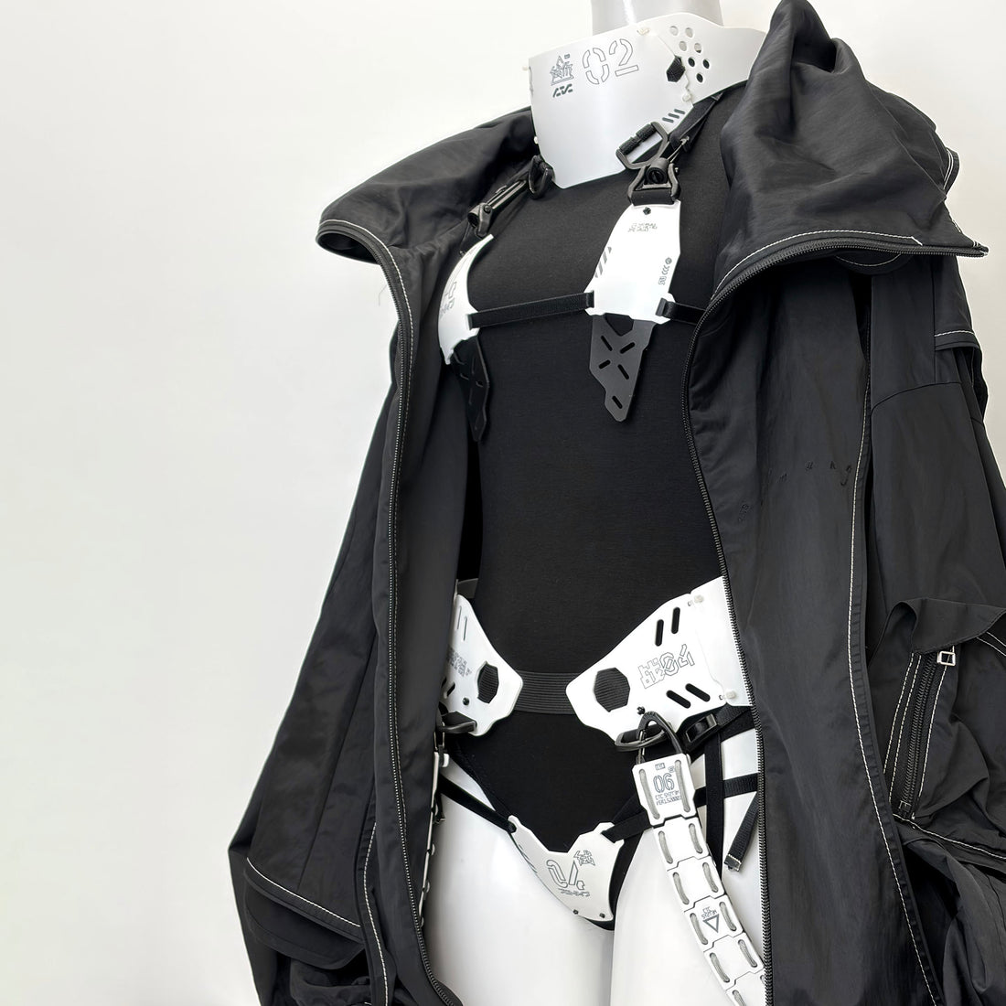 Armored bikini full armor set "white stalker 04"