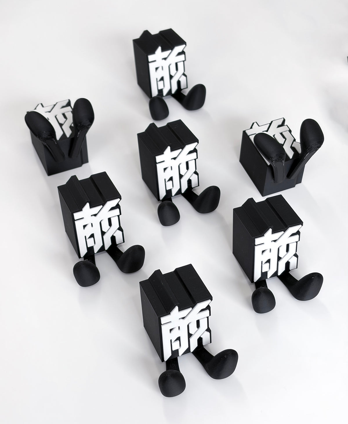 タイポグラフィフィギュア "敵"